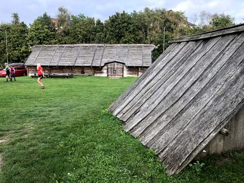 Die Rundburg Trelleborg der Wikinger Die Wikingerburg Trelleborg